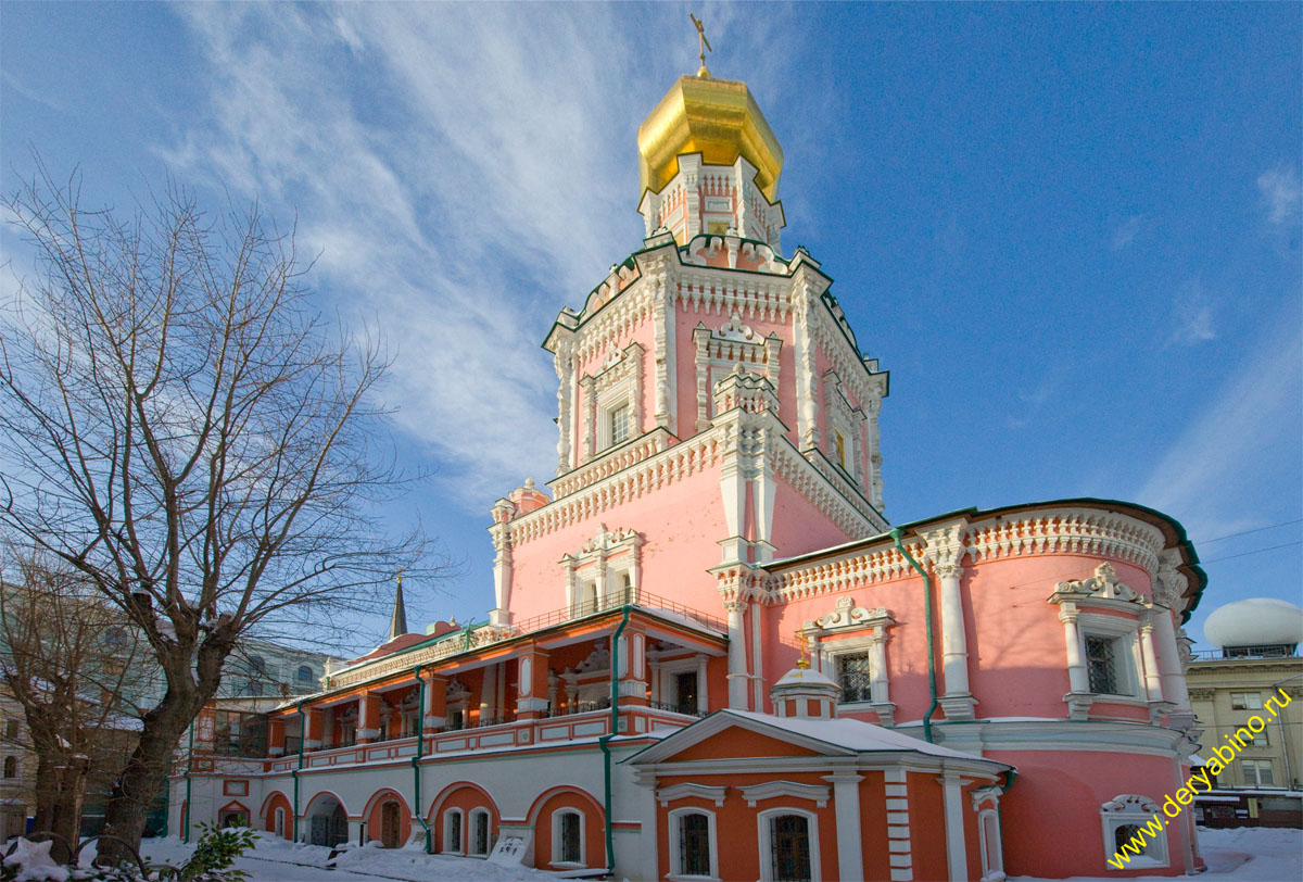 Елоховская площадь в Москве